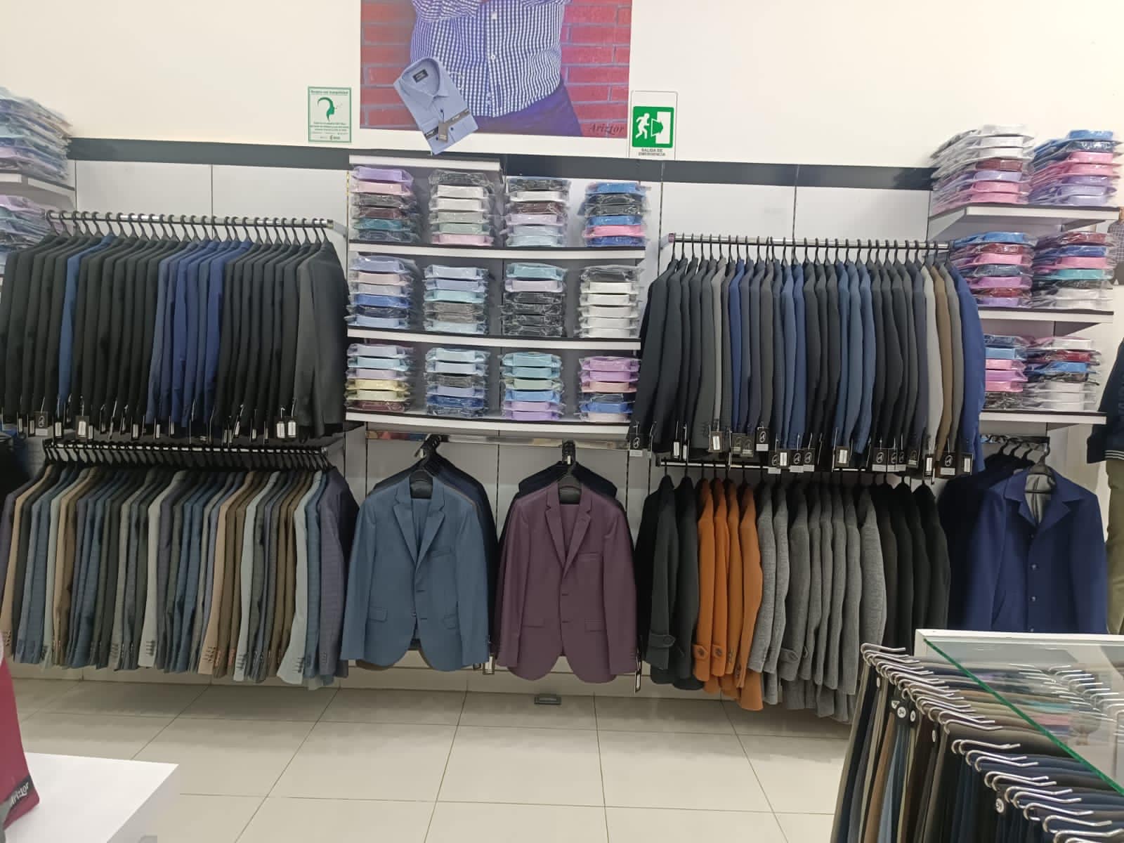 Trajes y sacos Ariztor